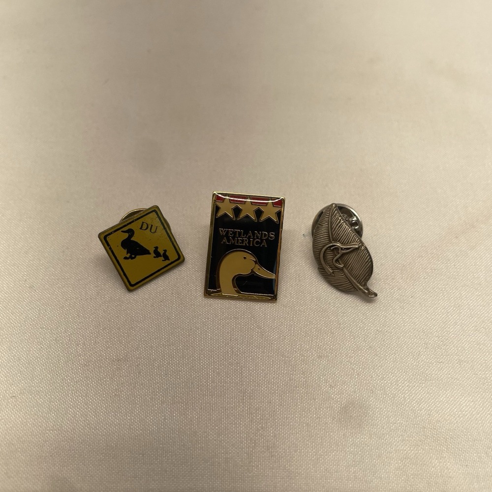 Vintage Duck Wetlands America Pins Ducks Hunting Wildlife